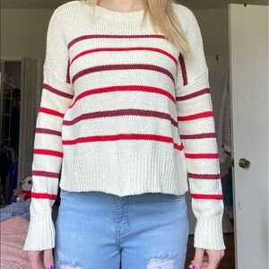 Francesca NWOT pull over sweater